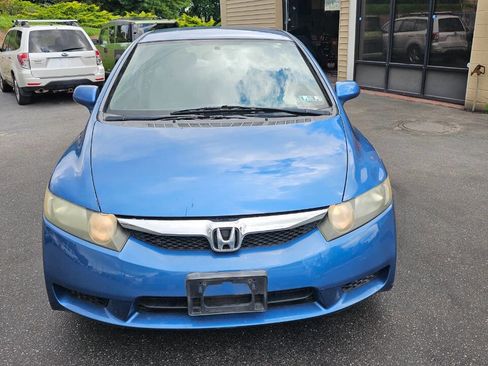 Used 2010 Honda Civic LX image 8