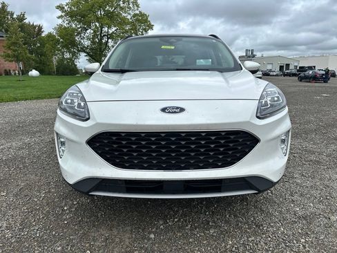 Used 2020 Ford Escape Titanium w/ Titanium Premium Package 2.0 AWD/4WD image 2