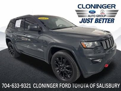 Used 2017 Jeep Grand Cherokee Altitude