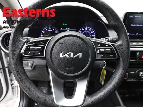 Used 2023 Kia Forte LXS FWD image 10