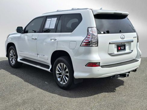 Used 2015 Lexus GX 460 w/ Premium Package image 5