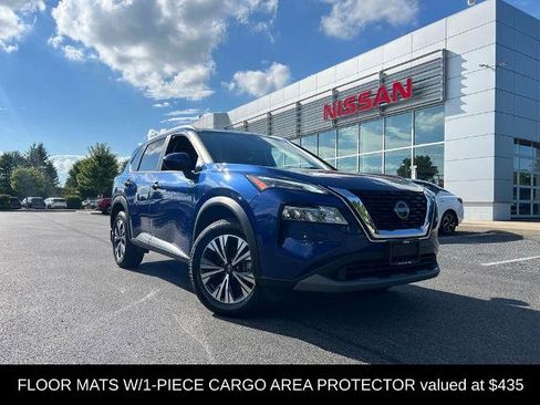 Certified 2023 Nissan Rogue SV w/ SV Premium B Package AWD/4WD image 3