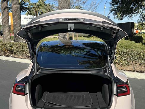 Used 2023 Tesla Model 3 Performance image 55