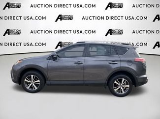 Used 2018 Toyota RAV4 XLE video 3