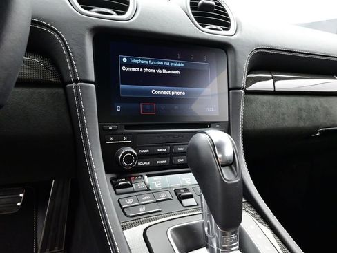 Certified 2024 Porsche 718 Cayman GTS RWD image 8