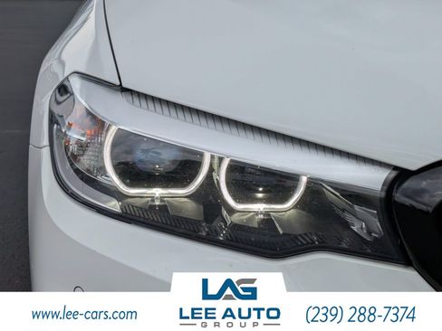 Used 2018 BMW 540i xDrive AWD/4WD image 9