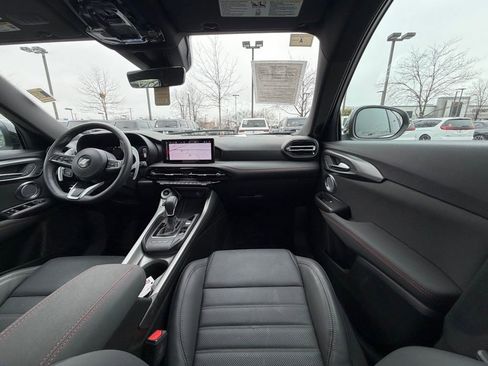 Used 2025 Dodge Hornet R/T w/ R/T Plus Package image 19