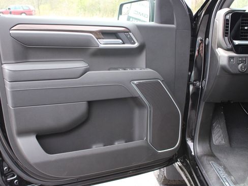New 2026 Chevrolet Silverado 1500 RST AWD/4WD image 12