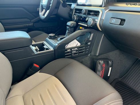 New 2025 Toyota Tacoma TRD Off-Road image 18