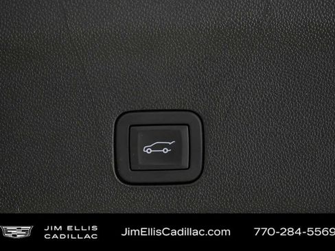 Used 2025 Cadillac Escalade ESV Sport Platinum AWD/4WD image 36