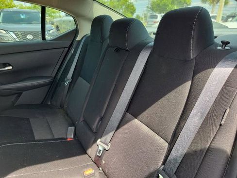 Certified 2021 Nissan Sentra SV FWD image 12