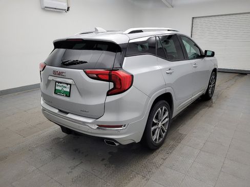 Used 2018 GMC Terrain Denali w/ Advanced Safety Package image 9