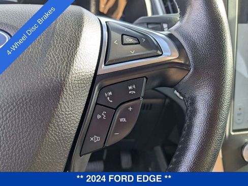 Used 2024 Ford Edge SEL image 22