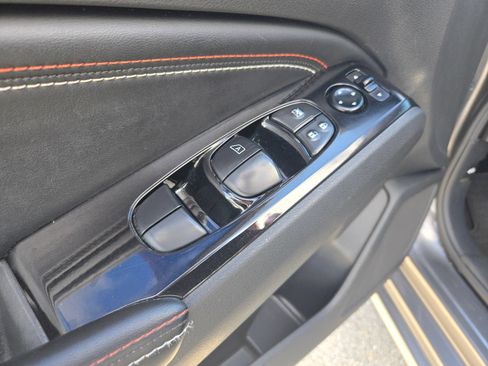 Used 2023 Nissan Altima 2.5 SR w/ SR Premium Package FWD image 12