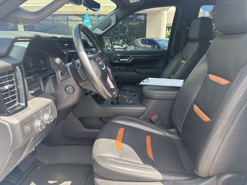 Used 2023 GMC Sierra 1500 AT4 w/ Technology Package image 14