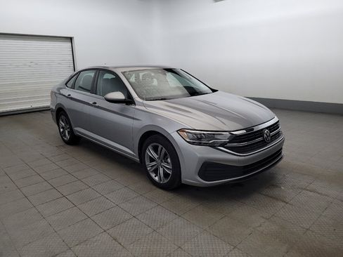 Used 2024 Volkswagen Jetta SE FWD image 13