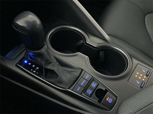 Used 2021 Toyota Camry XSE image 21