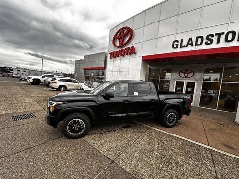 New 2025 Toyota Tundra SR5 image 2
