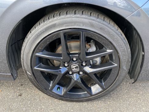 Used 2023 Honda Civic Sport image 18