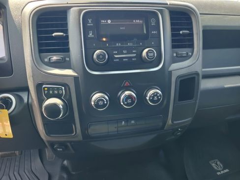 Used 2018 RAM 1500 ST RWD image 20