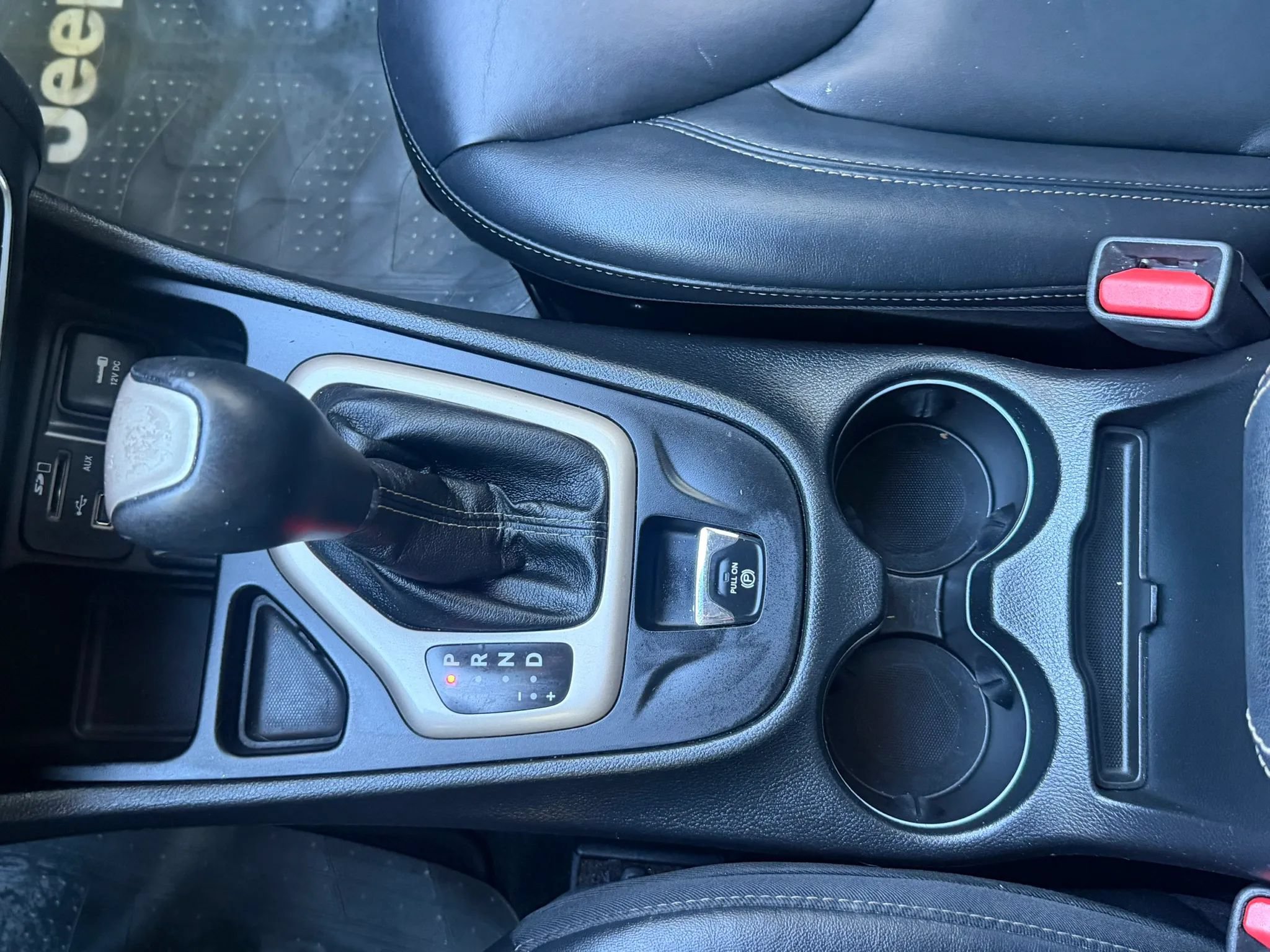 Used 2017 Jeep Cherokee Limited FWD image 47