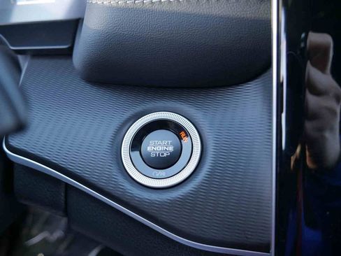 New 2025 Jeep Grand Cherokee Laredo X image 30