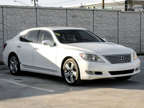 Used 2012 Lexus LS 460 image 7