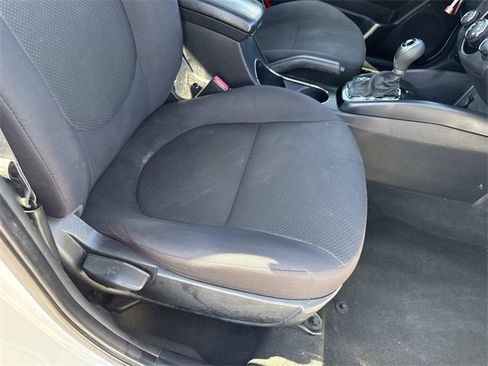 Used 2012 Kia Forte EX image 21