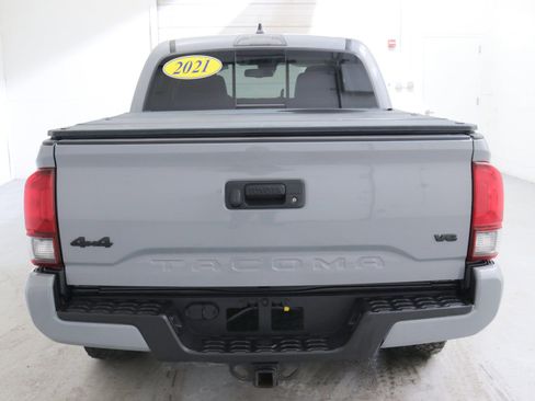 Used 2021 Toyota Tacoma SR5 image 8