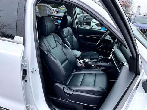 Used 2025 Kia Telluride S image 11