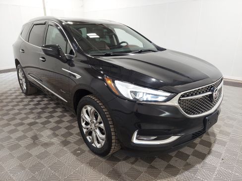 Used 2020 Buick Enclave Avenir w/ Avenir Technology Package AWD/4WD image 4