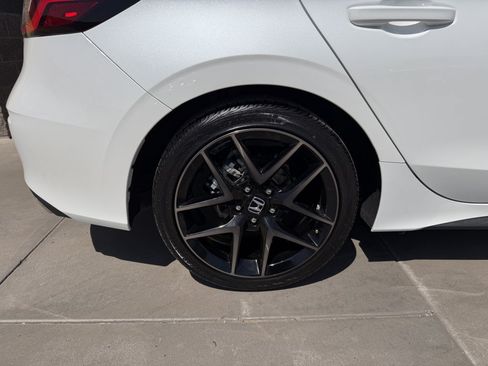 Used 2024 Honda Civic Sport Touring image 15