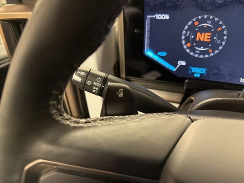 Used 2025 GMC Hummer EV 3X w/ LPO, Sport Package image 24