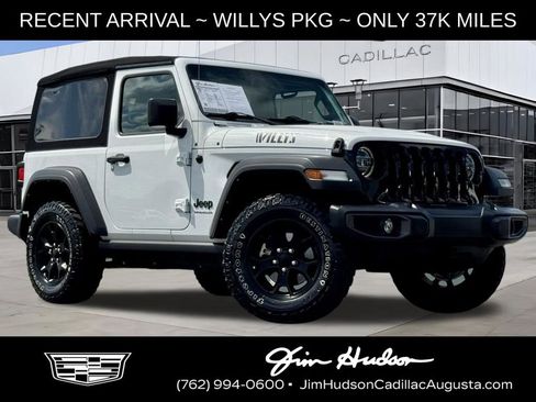Used 2022 Jeep Wrangler Willys AWD/4WD image 1