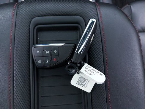 Used 2021 Chevrolet Tahoe RST w/ Luxury Package image 28