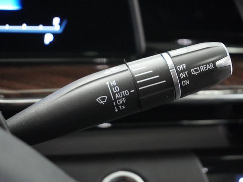 Used 2023 Cadillac Escalade Sport Platinum image 25