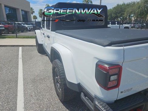 Used 2023 Jeep Gladiator Rubicon w/ LED Lighting Group AWD/4WD image 6