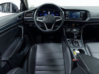 Used 2024 Volkswagen Jetta SE