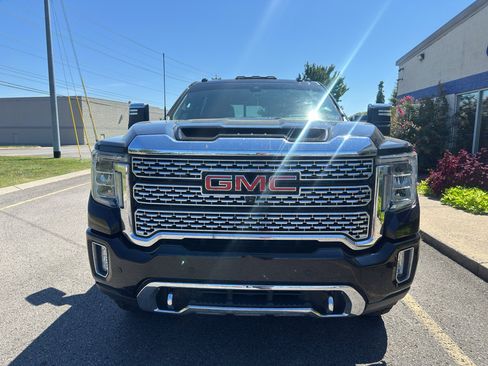 Used 2020 GMC Sierra 2500 Denali w/ Denali Ultimate Package AWD/4WD image 9