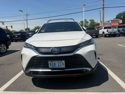 Used 2023 Toyota Venza XLE