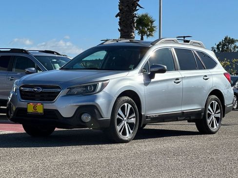 Used 2018 Subaru Outback 3.6R Limited image 8
