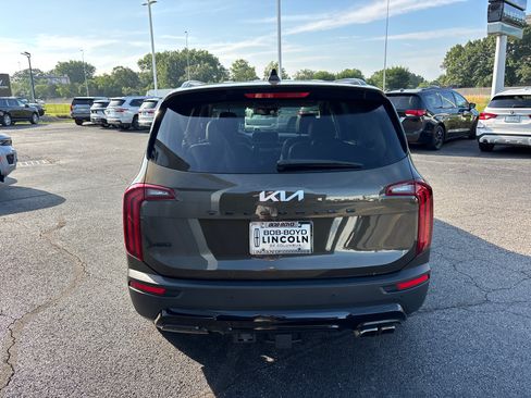 Used 2022 Kia Telluride EX w/ EX Premium Package AWD/4WD image 6