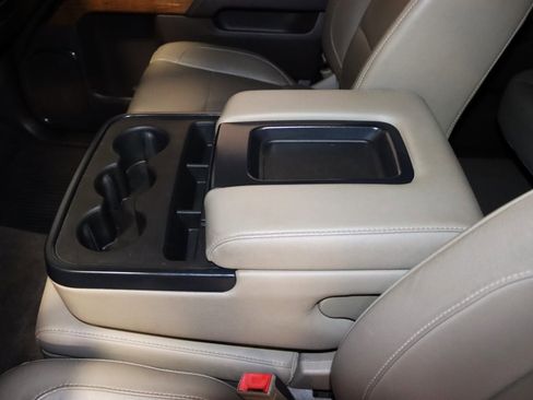 Used 2017 Chevrolet Silverado 1500 LTZ image 43