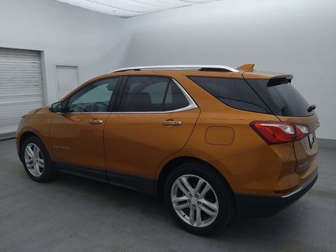 Used 2018 Chevrolet Equinox Premier AWD/4WD image 3