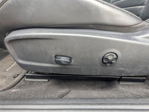 Used 2014 Dodge Challenger Rallye Redline image 21