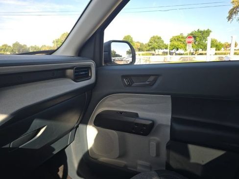 Used 2025 Ford Maverick XLT FWD image 15