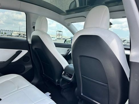 Used 2021 Tesla Model Y Performance AWD/4WD image 17