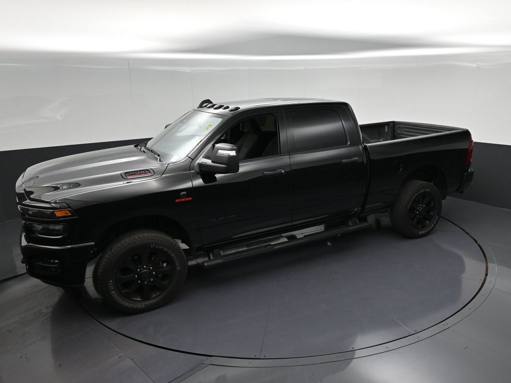 Used 2025 RAM 2500 Big Horn AWD/4WD image 23
