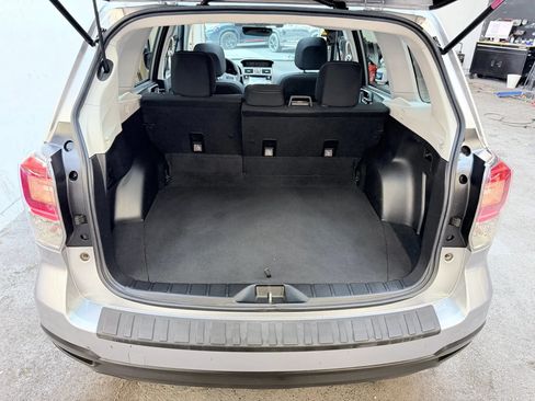 Used 2018 Subaru Forester 2.5i Premium AWD/4WD image 21