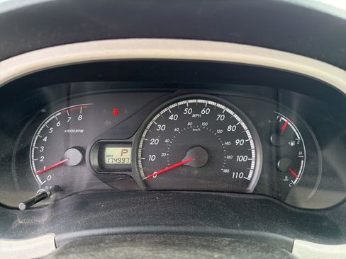 Used 2011 Toyota Sienna LE image 14